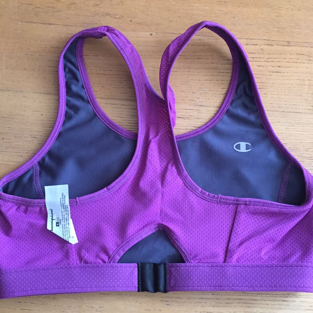 Workout bundle! One bra, one shorts, two pants - Picture 3 of 8